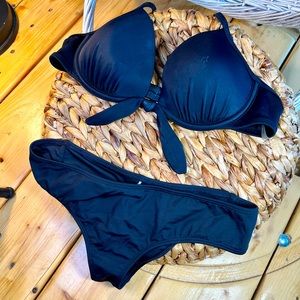 Shade & Shore bikini top and O’Neil bikini bottoms